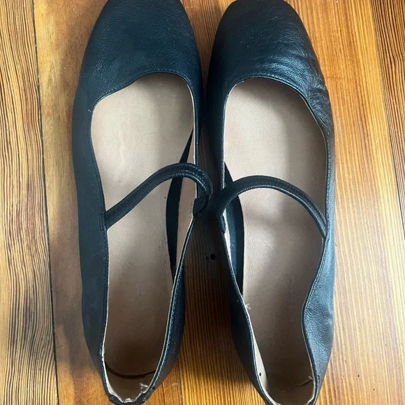 Madewell Greta Black Leather Flats - Picture 2 of 4